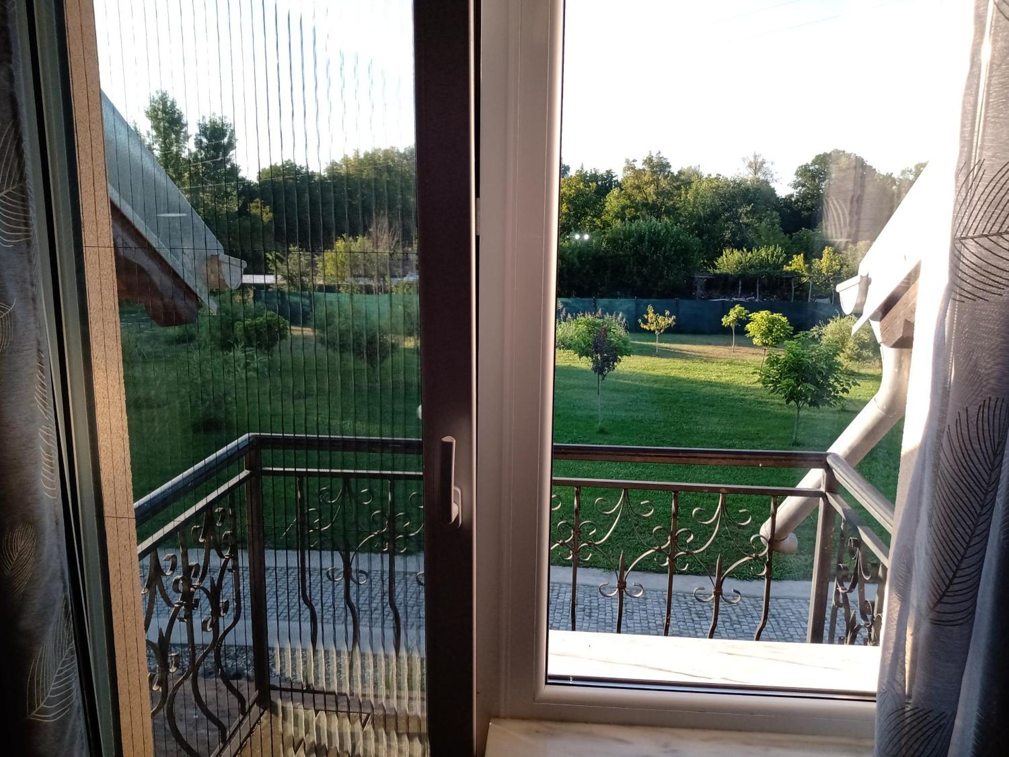 Apartmán Moravska Obala - Prenociste I Restoran Velika Plana Exteriér fotografie